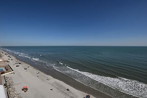 1004 Waters Edge Resort 1 Bedroom Condo by RedAwning