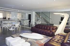 Seafront Duplex Apartment