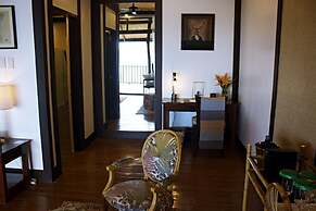 Lihim Resorts