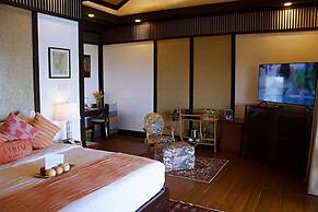 Lihim Resorts