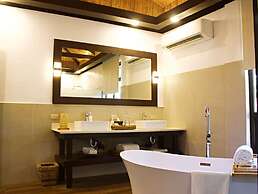 Lihim Resorts
