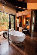 Lihim Resorts