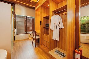 Lihim Resorts