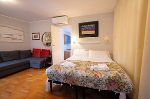 Piazza Navona Apartments