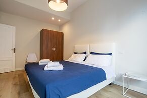 Ponte Vecchio White by Mmega