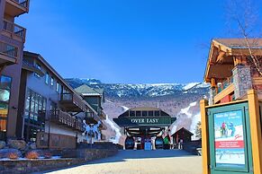 1230 Studio at The Lodge at Spruce Peak