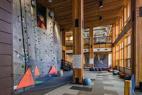 1228 Studio at The Lodge at Spruce Peak
