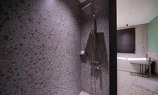 Daegu Eastern Hotel Lions Park