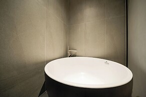 Daegu Eastern Hotel Lions Park