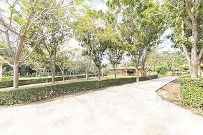 OYO 75359 Thaiburi Thara Resort