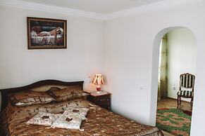 MAXROOMS Novozybkov Iput