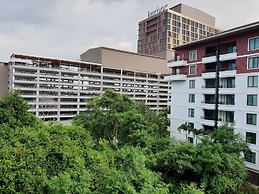 The Chezz Condominium by Patsamon