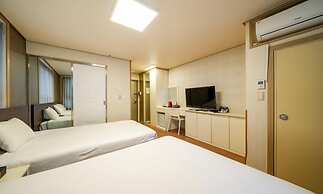 Hotel Aventree Yeouido