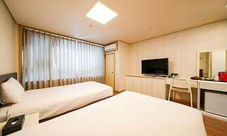 Hotel Aventree Yeouido