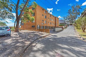 Kiah Unit 18 53 Victoria Parade