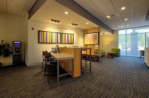 Holiday Inn Express & Suites Onalaska La Crosse Area by IHG