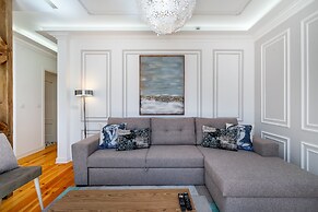 Great Location & Family Apartment