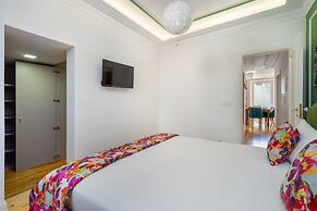 Great Location & Family Apartment