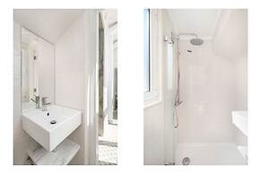 Prime Location Design Family Apartment