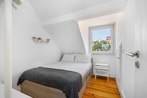 Premium River View Apartment