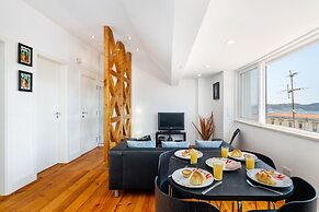 Premium River View Apartment