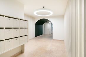 Prime Location Luxury Apartment