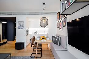 Prime Location Luxury Apartment