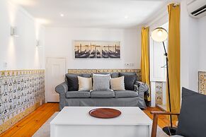 Santa Justa Prime Location