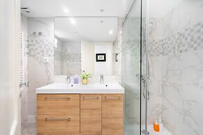 Santa Justa Prime Location