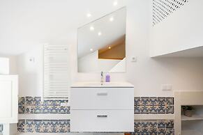 Santa Justa Prime Location