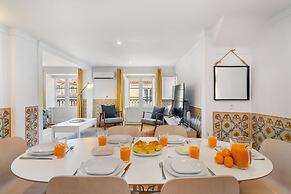 Santa Justa Prime Location