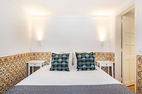 Santa Justa Prime Location