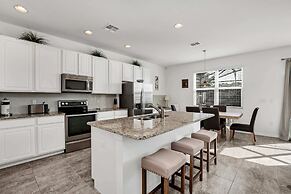 Lake View! Cozy 4BD Home Near Theme Parks With CDC Cleaning Standards 