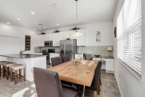 Lake View! Cozy 4BD Home Near Theme Parks With CDC Cleaning Standards 