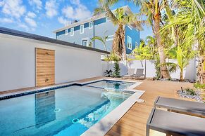 Captain's Quarters at Anna Maria Island Inn