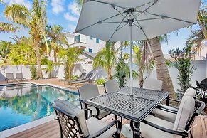 Captain's Quarters at Anna Maria Island Inn