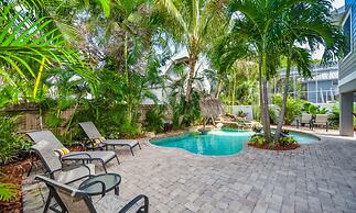 Coral Escape by AMI Locals