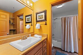 Lakeshore #1545 by Summit County Mountain Retreats