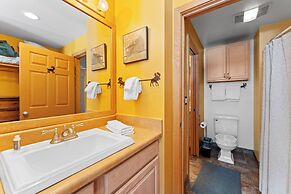 Lakeshore #1545 by Summit County Mountain Retreats