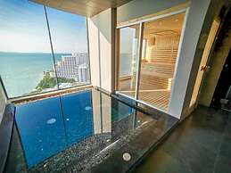 Sea view 253 The Base Central Pattaya
