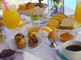 Apartment for 3 Persons, With Swimming Pool, Near the Beach