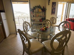 Holiday House for 8 Persons, With Swimming Pool