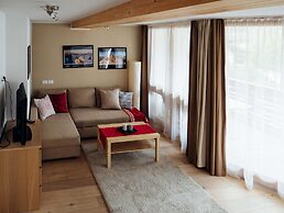 1: Three-room Apartment With Panoramic View