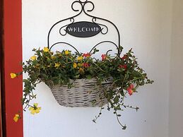 Master Apartment in Villa 6 to 8 Persons With Large Private Garden