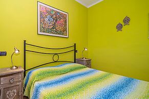 Master Apartment in Villa 6 to 8 Persons With Large Private Garden