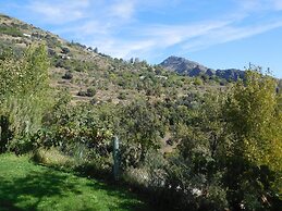 Relaxing House With Stunning View and Private Pool