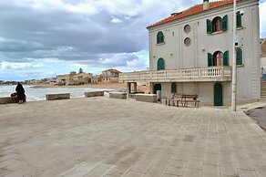 Eco-friendly Holiday Apartment Marina di Ragusa apt 