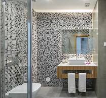 Luxury 47 - Deluxe Villa