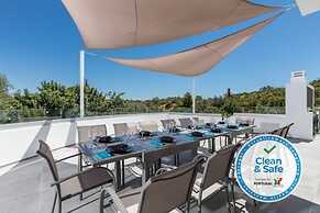 Luxury 47 - Deluxe Villa