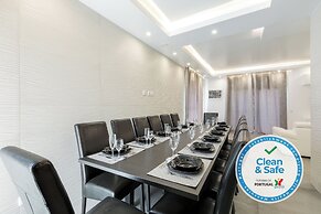 Luxury 47 - Deluxe Villa